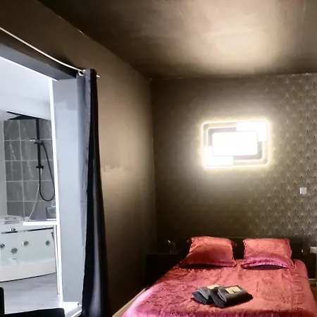 Apartament Jacuzzi Terrasse Centre *