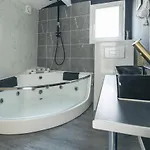 Jacuzzi Terrasse Centre Нарбонна